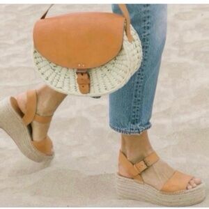 Soludos Minorca High Platform Sandal in Nude Size US 9.5